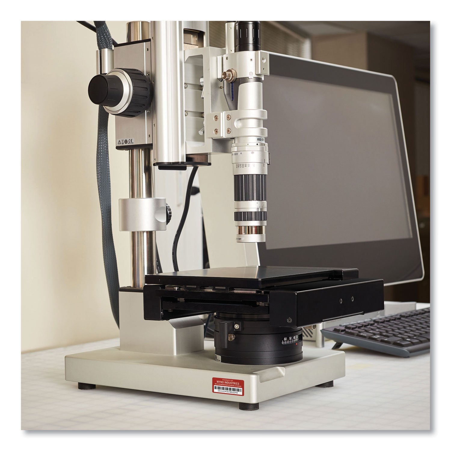 Avery PermaTrack Tamper-Evident Asset Tag Labels, Laser Printers, 0.75 x 1.5, White, 40/Sheet, 8 Sheets/Pack