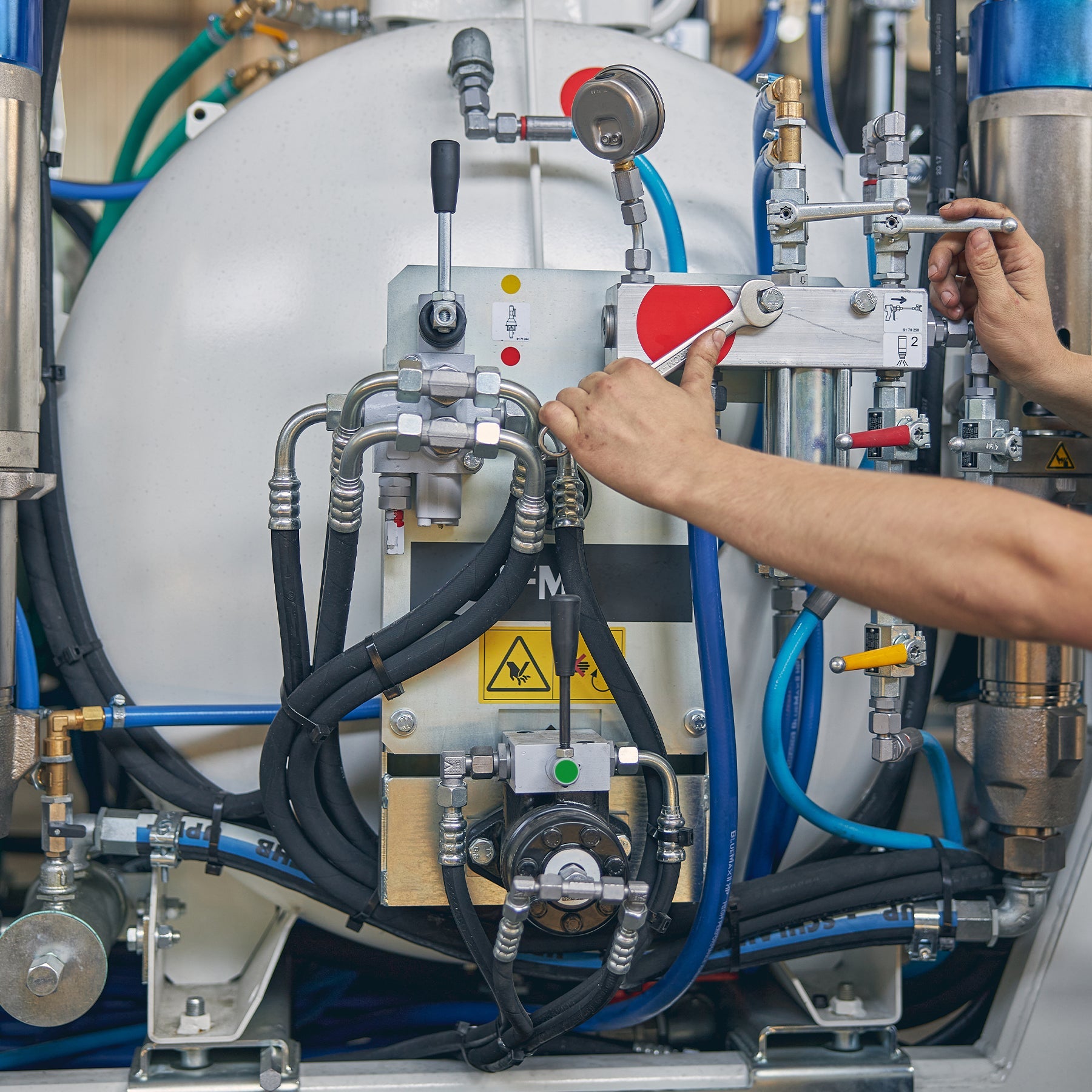 4" Permanent Round, Color-Code Dots: 100/Pack