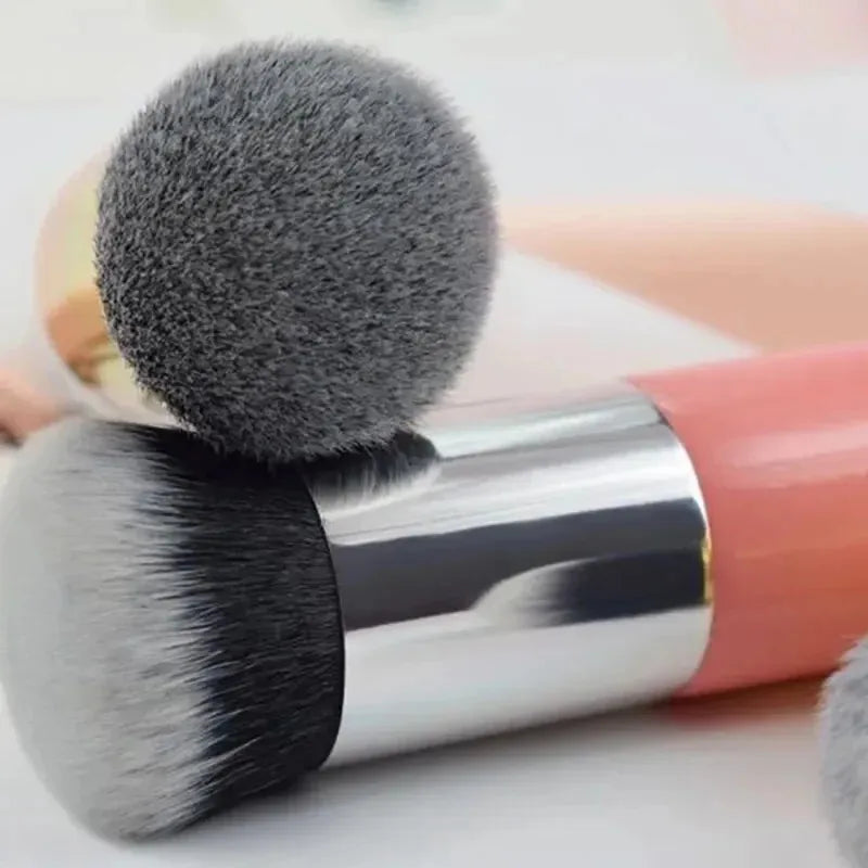 Brush large small fat pier foundation make-up brush BB cream mushroom brush no powder no Mark foundation make-up brush