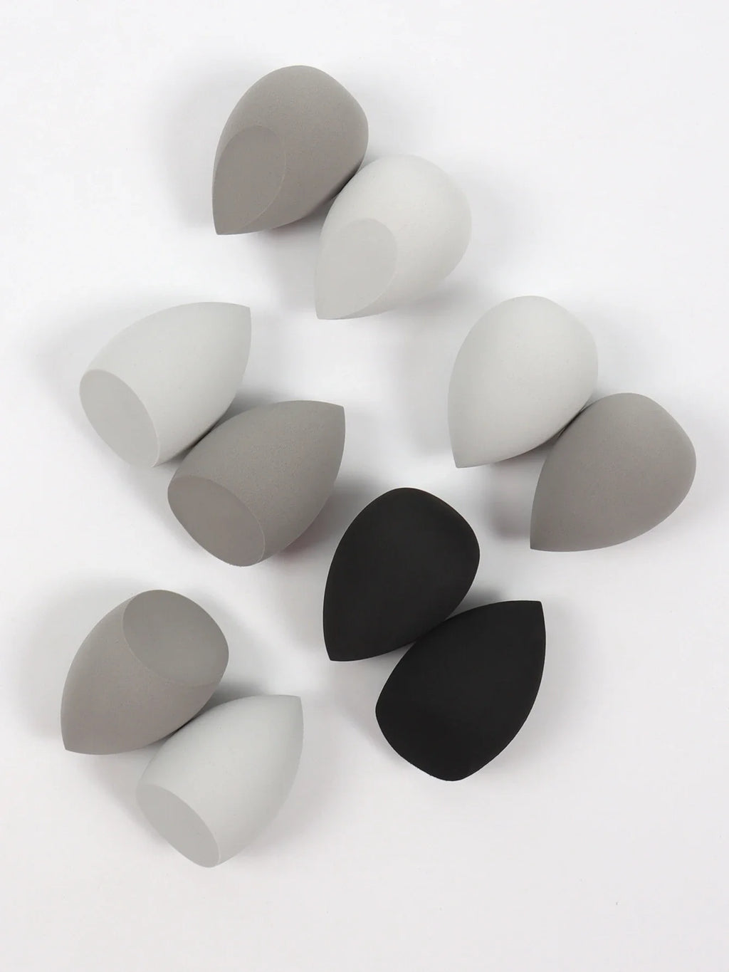 30 Beauty Eggs (Makeup Sponges) Foundation Make-Up Mixed Beauty Sponge, Liquid, Cream and Powder Without Blemish, Multi-Color C