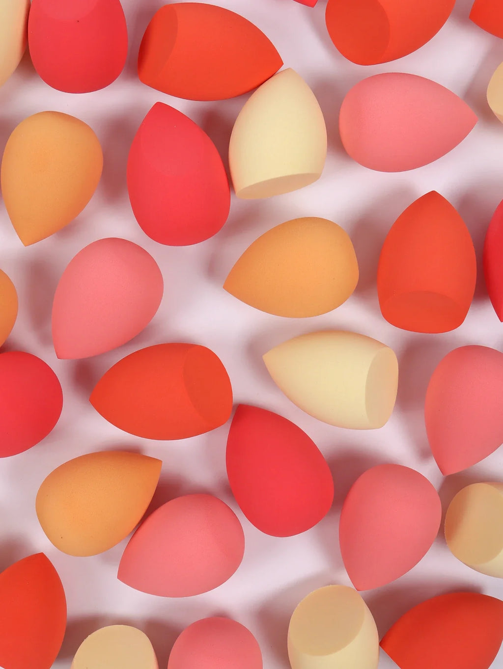 30 Beauty Eggs (Makeup Sponges) Foundation Make-Up Mixed Beauty Sponge, Liquid, Cream and Powder Without Blemish, Multi-Color C