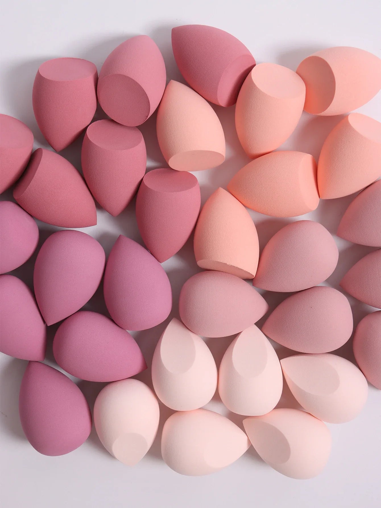 30 Beauty Eggs (Makeup Sponges) Foundation Make-Up Mixed Beauty Sponge, Liquid, Cream and Powder Without Blemish, Multi-Color C