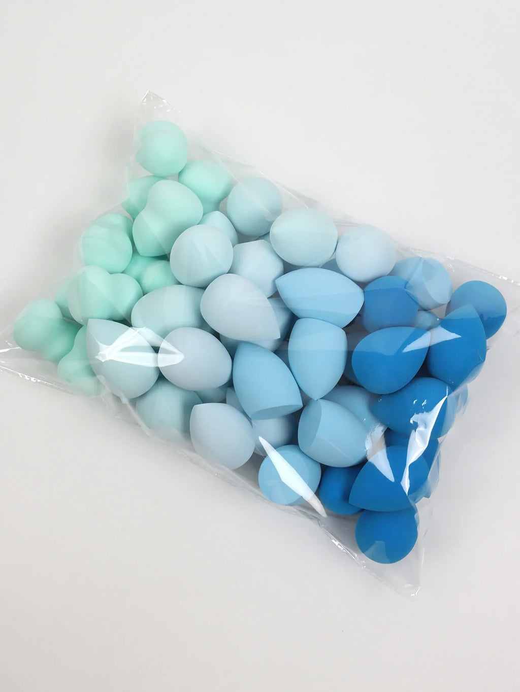 30 Beauty Eggs (Makeup Sponges) Foundation Make-Up Mixed Beauty Sponge, Liquid, Cream and Powder Without Blemish, Multi-Color C