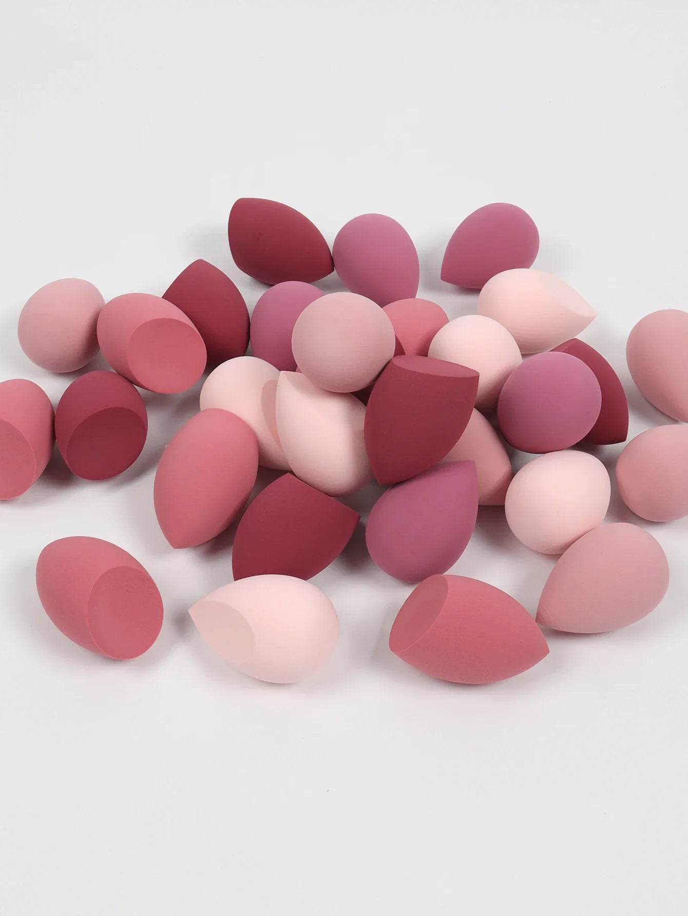 30 Beauty Eggs (Makeup Sponges) Foundation Make-Up Mixed Beauty Sponge, Liquid, Cream and Powder Without Blemish, Multi-Color C