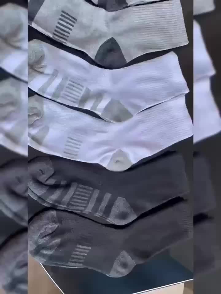 10/30 Pairs of Men's Trendy Color Block Crew Socks - Breathable, Comfy, Casual, Unisex, Outdoor Wear, Colorful, Fashionable, Soft, and Durable